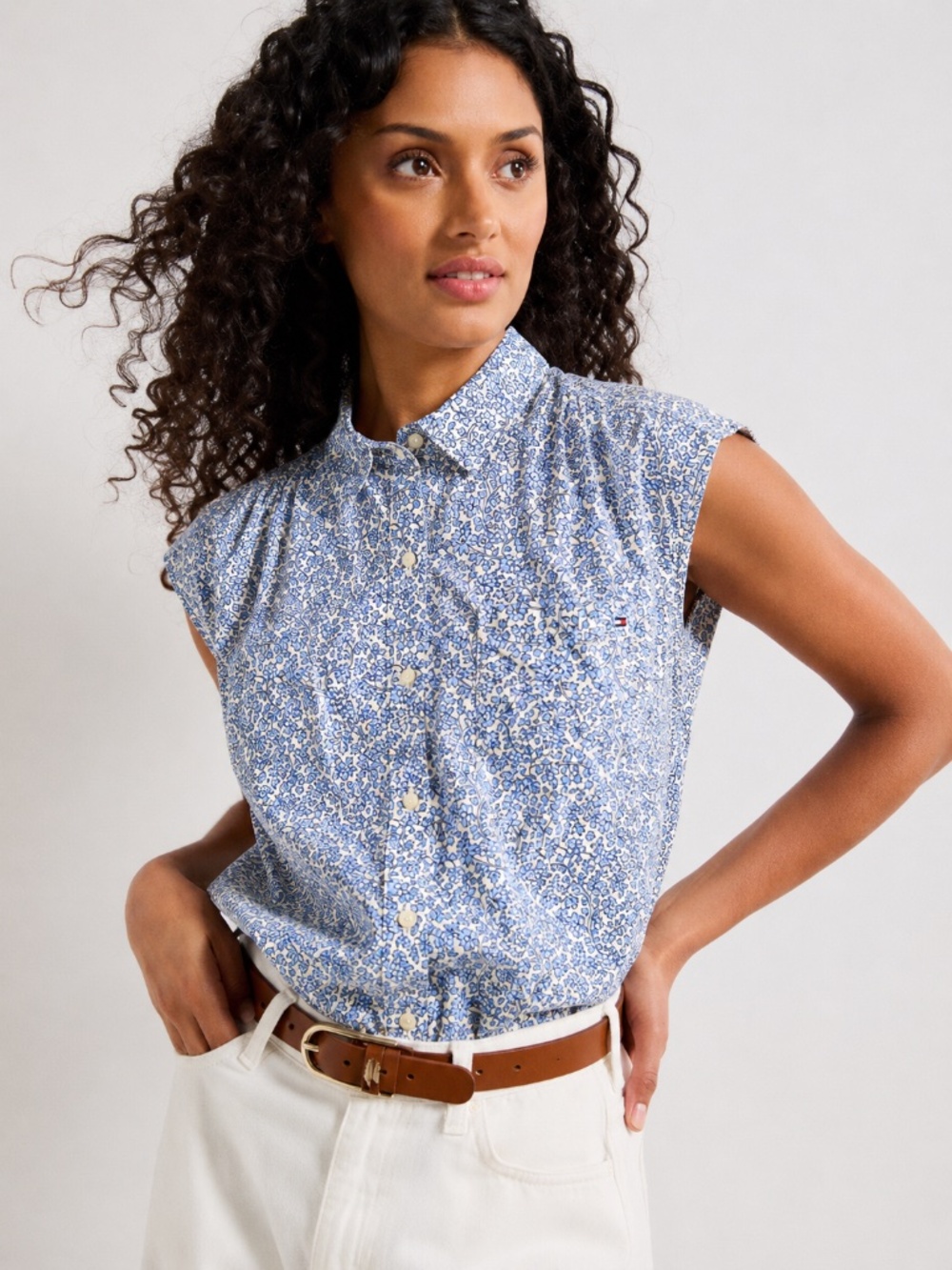 Lightweight Coastal-Inspired Floral Sleeveless Button Up‎ Cotton Blue Shirt SP